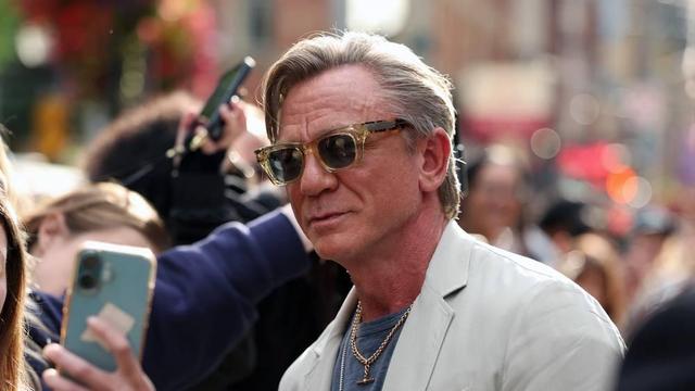 Header image for an article titled: 'I Don't Want to See Any of Them': James Bond Ex-Casting Director Who Picked Timothy Dalton, Pierce Brosnan and Daniel Craig Shoots Down Current 007 Frontrunners